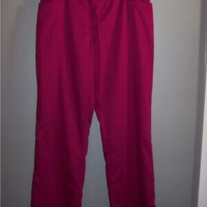 Super Comfortable Maroon Scrub Bottoms
SIZE: L
Polyester, Rayon
